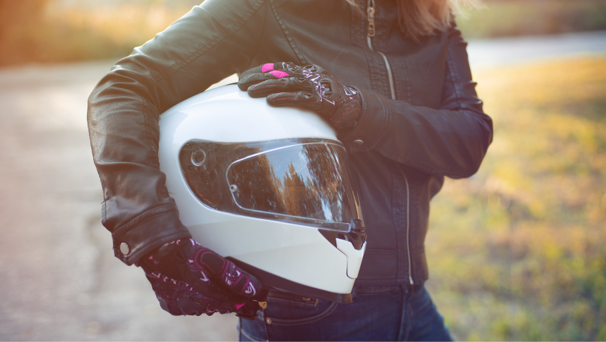 Tips para limpiar el casco y el equipo de tu moto por dentro y por fuera – ÓN